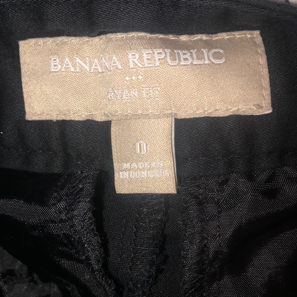 Banana Republic shorts - Picture 3 of 3